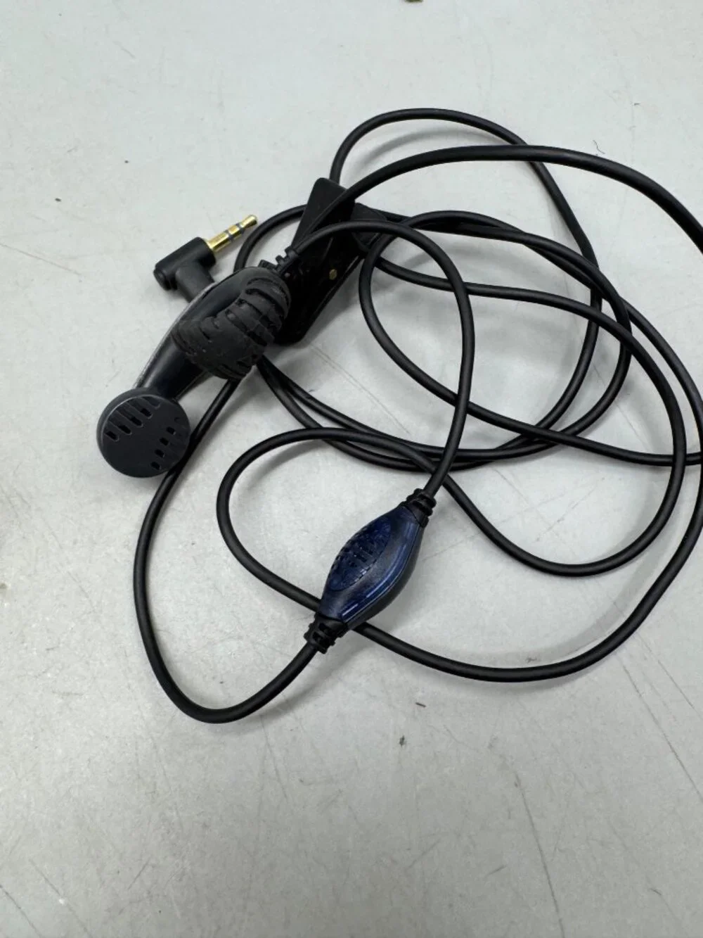 Mixed Wired Earbud Lot With 3.5mm Jack - Samsung & Others 3 Pairs READ